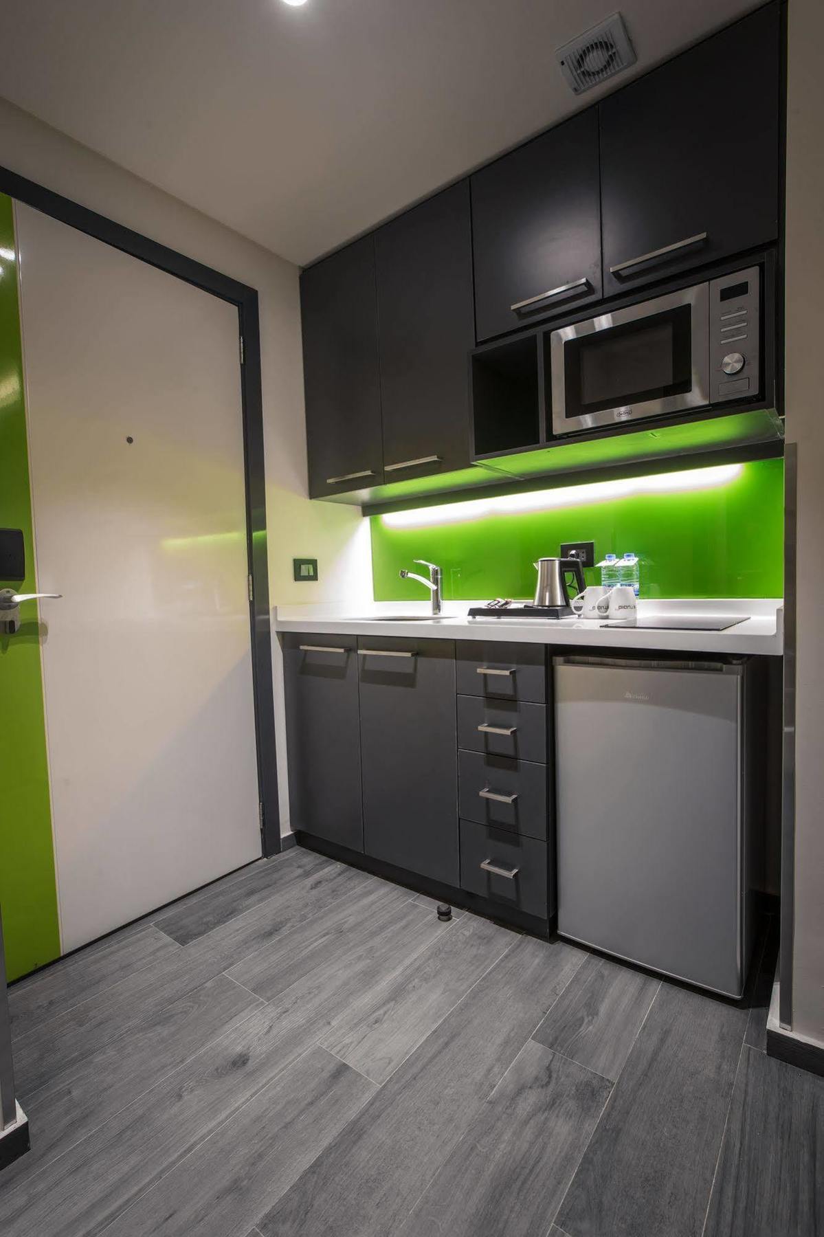 Studio 44 Бейрут Екстериор снимка